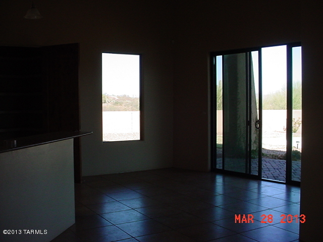 8240 South Long Bar Ranch Place Vail, AZ 85641 - Photo 7 of 22