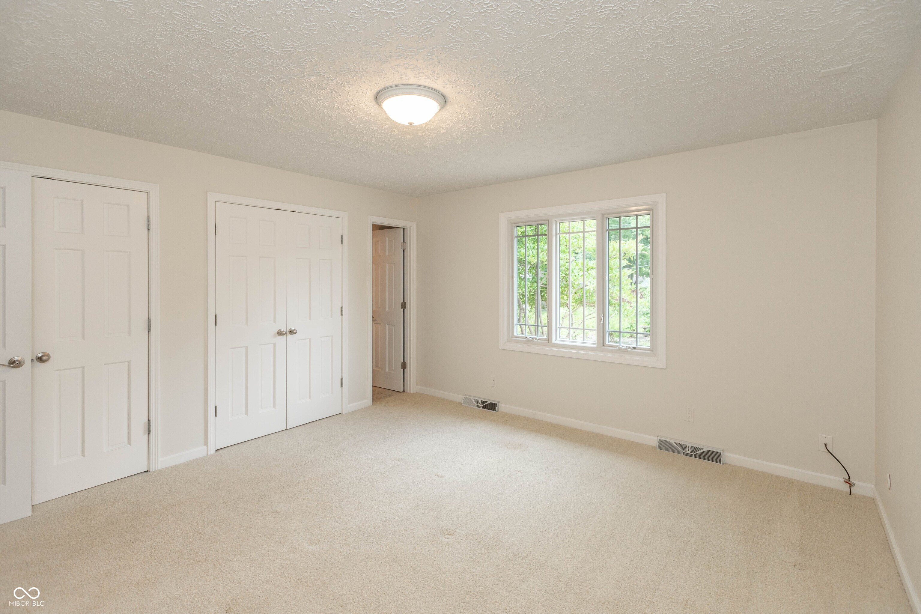 7454 Avalon Trail Road Indianapolis, IN 46250 - Photo 15 of 27