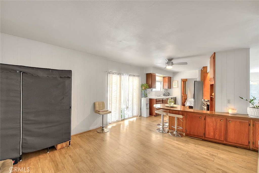 36 Round Table Drive Riverside, CA 92507 - Photo 38 of 66 Dining or family room area