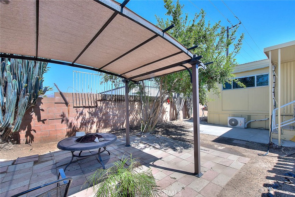 36 Round Table Drive Riverside, CA 92507 - Photo 60 of 66 rear yard