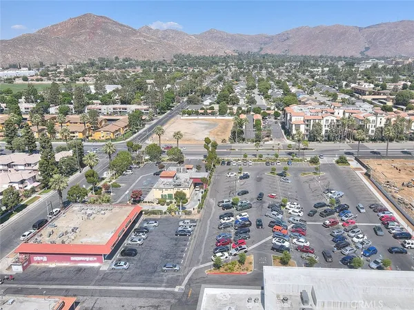 $95,000 | 36 Round Table Drive, Riverside, CA 92507