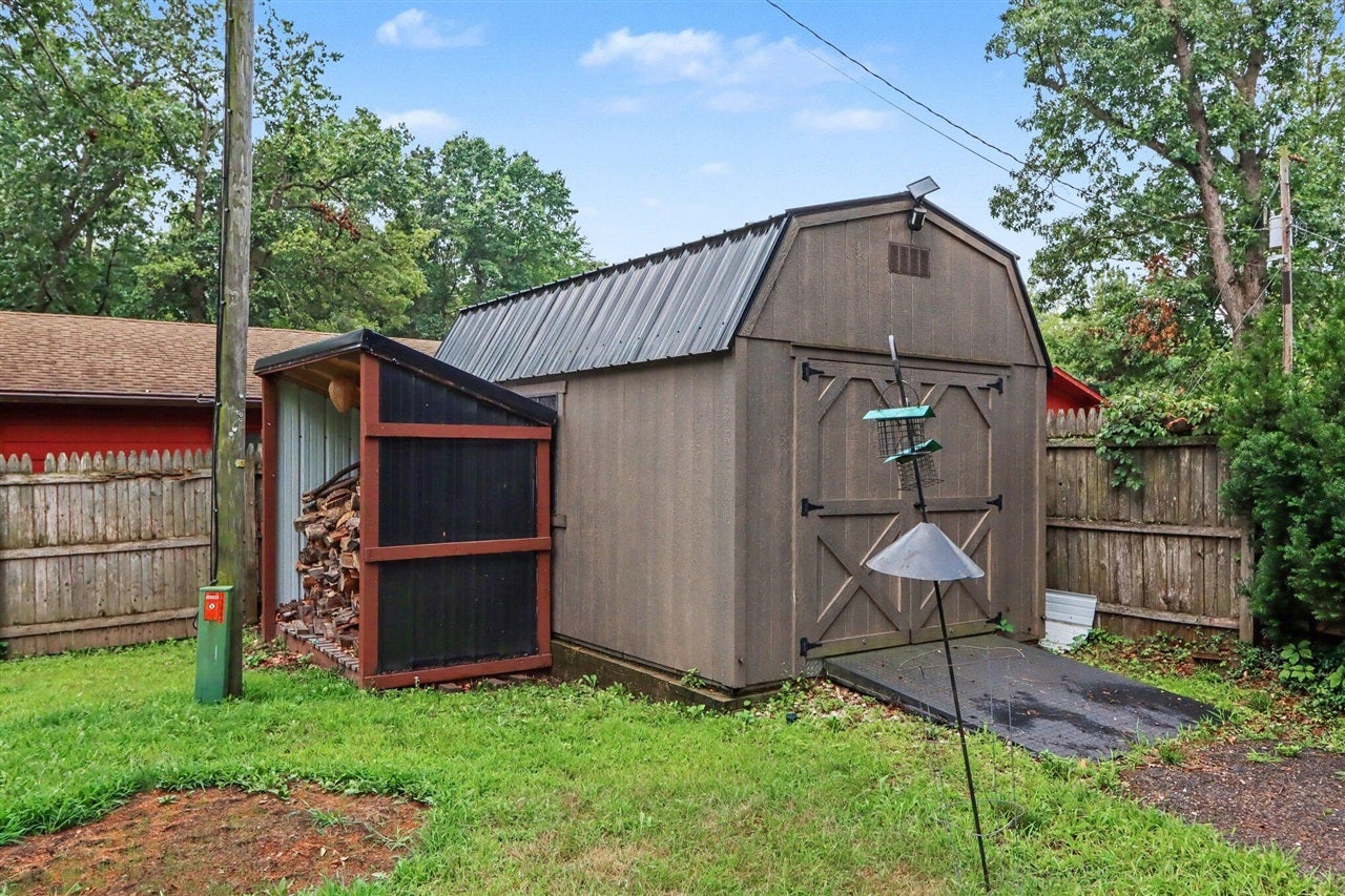 15869 Null Road Three Rivers, MI 49093 - Photo 23 of 29 Gallery Image 23