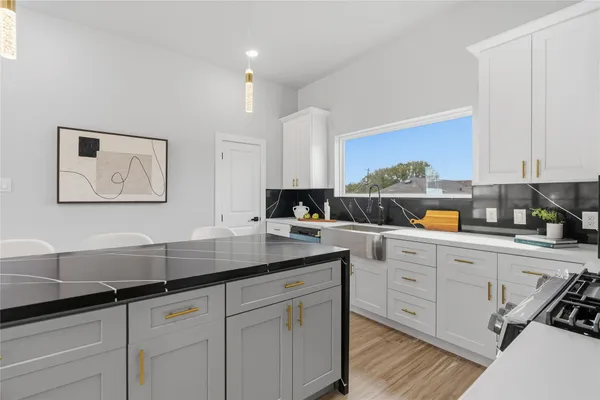 $416,000 | 2606 Rosalie Street, Houston, TX 77004