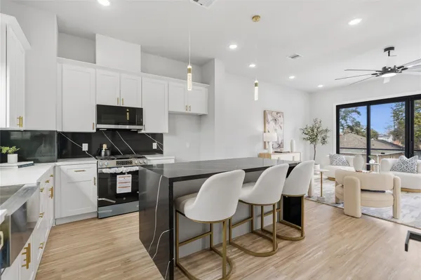 $416,000 | 2606 Rosalie Street, Houston, TX 77004