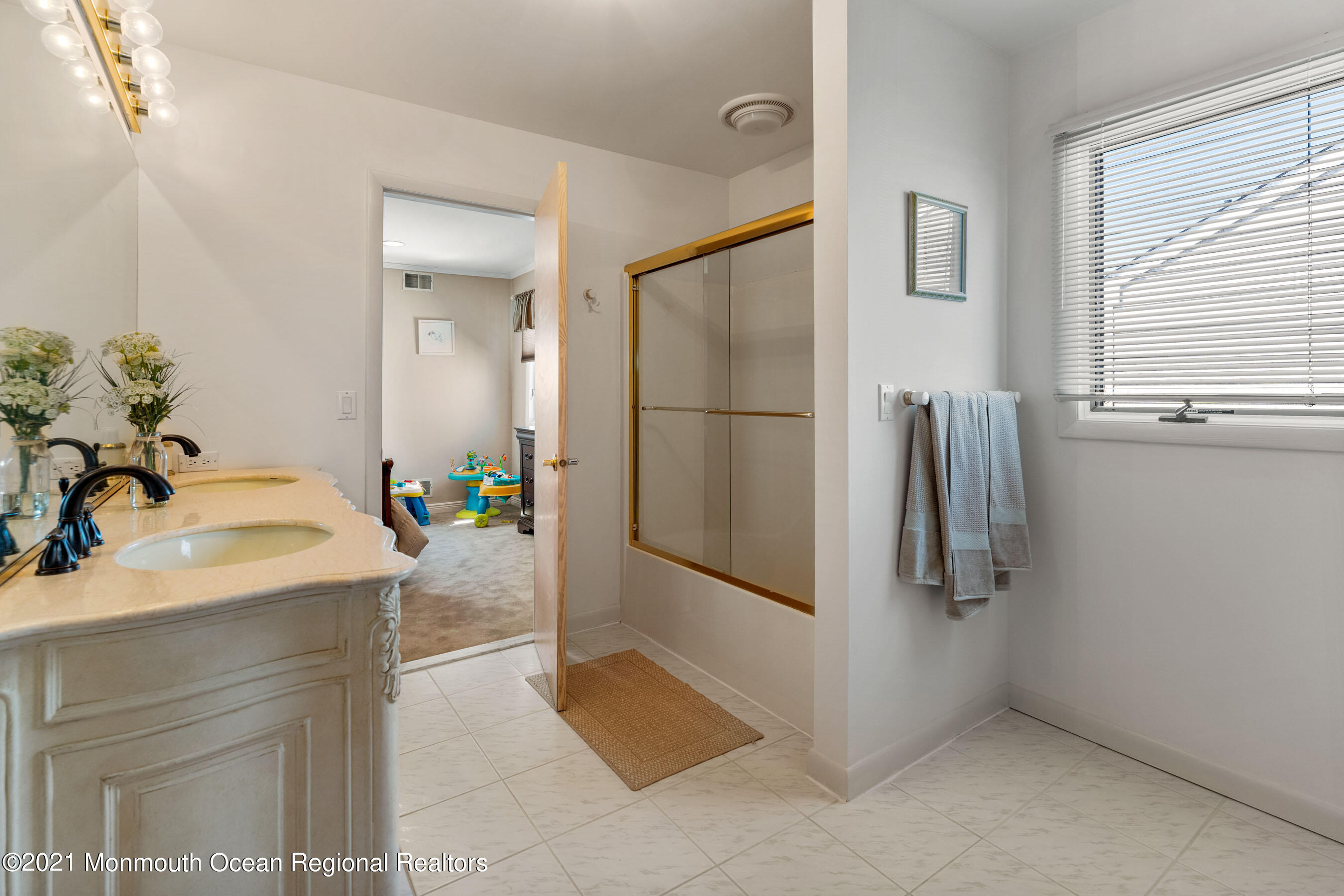 58 Rochester Drive Brick, NJ 08723 - Photo 68 of 81 Lavatory3
