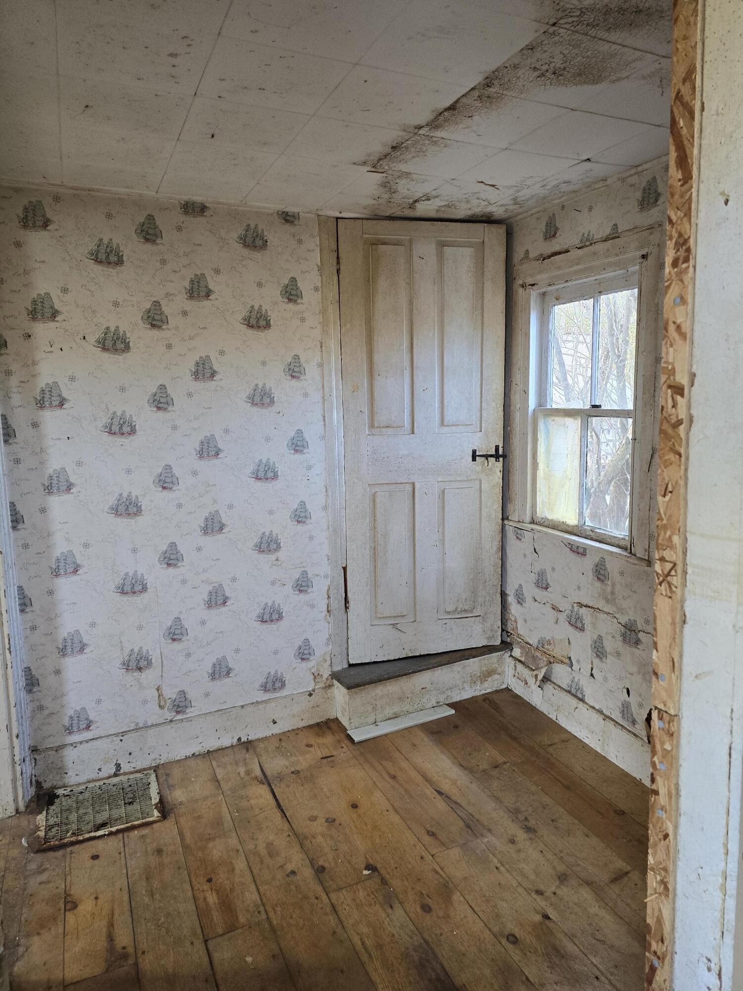90 Birch Point Road Wiscasset, ME 04578 - Photo 15 of 24 20240417_170316