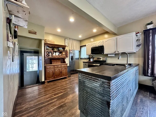 $269,000 | 4168 South County Road 325 West, Greencastle, IN 46135