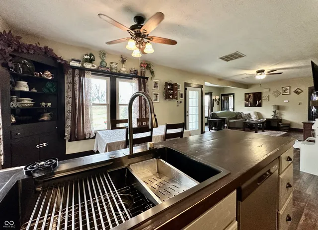 $269,000 | 4168 South County Road 325 West, Greencastle, IN 46135