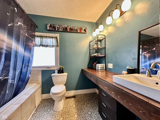 $269,000 | 4168 South County Road 325 West, Greencastle, IN 46135