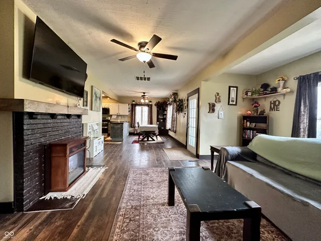 $269,000 | 4168 South County Road 325 West, Greencastle, IN 46135