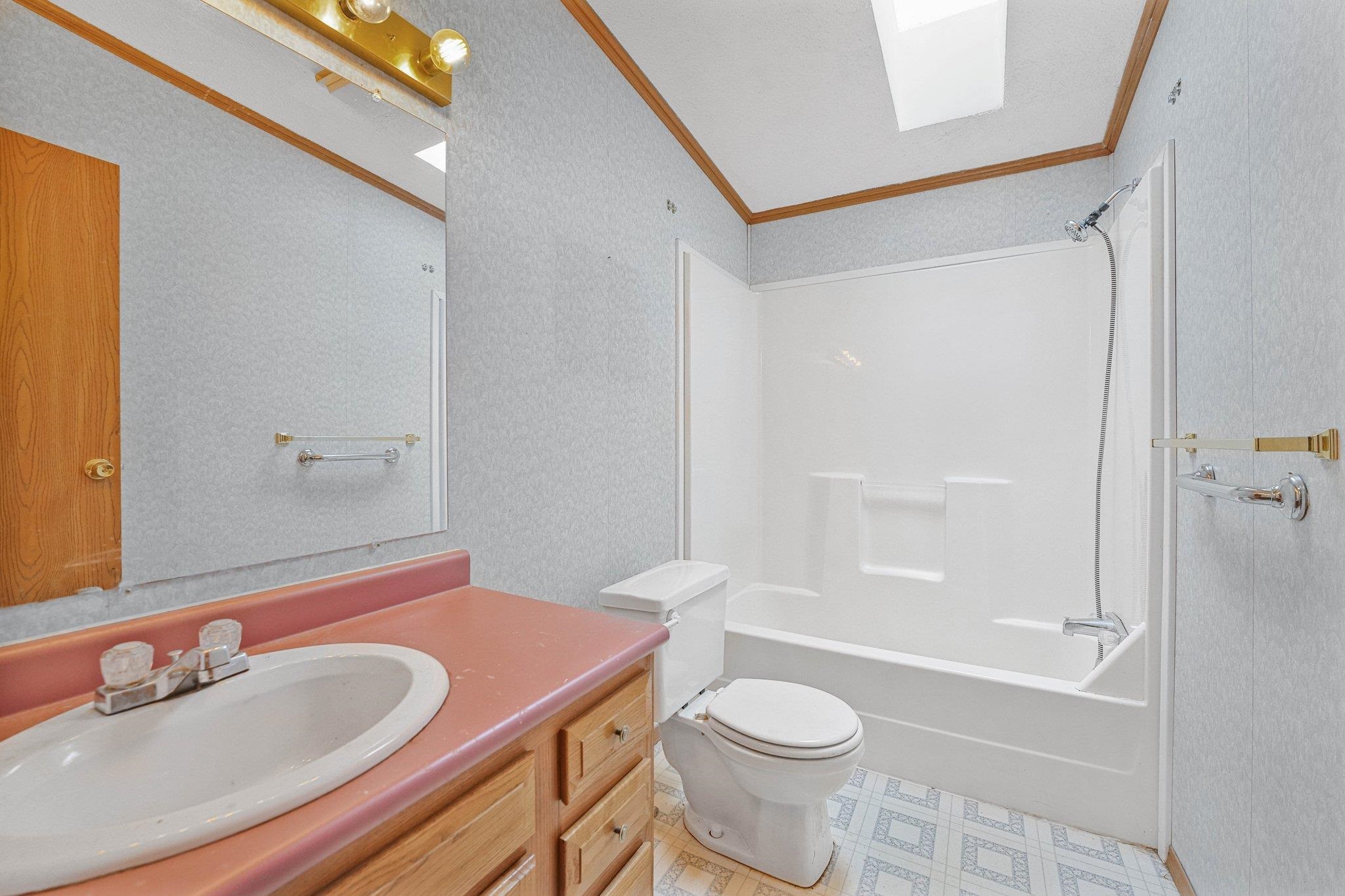 11015 Riley Road Interlochen, MI 49643 - Photo 20 of 45 1934461-f12a8821-02c8-420a-8784-3fd0d03ab4ed.JPG