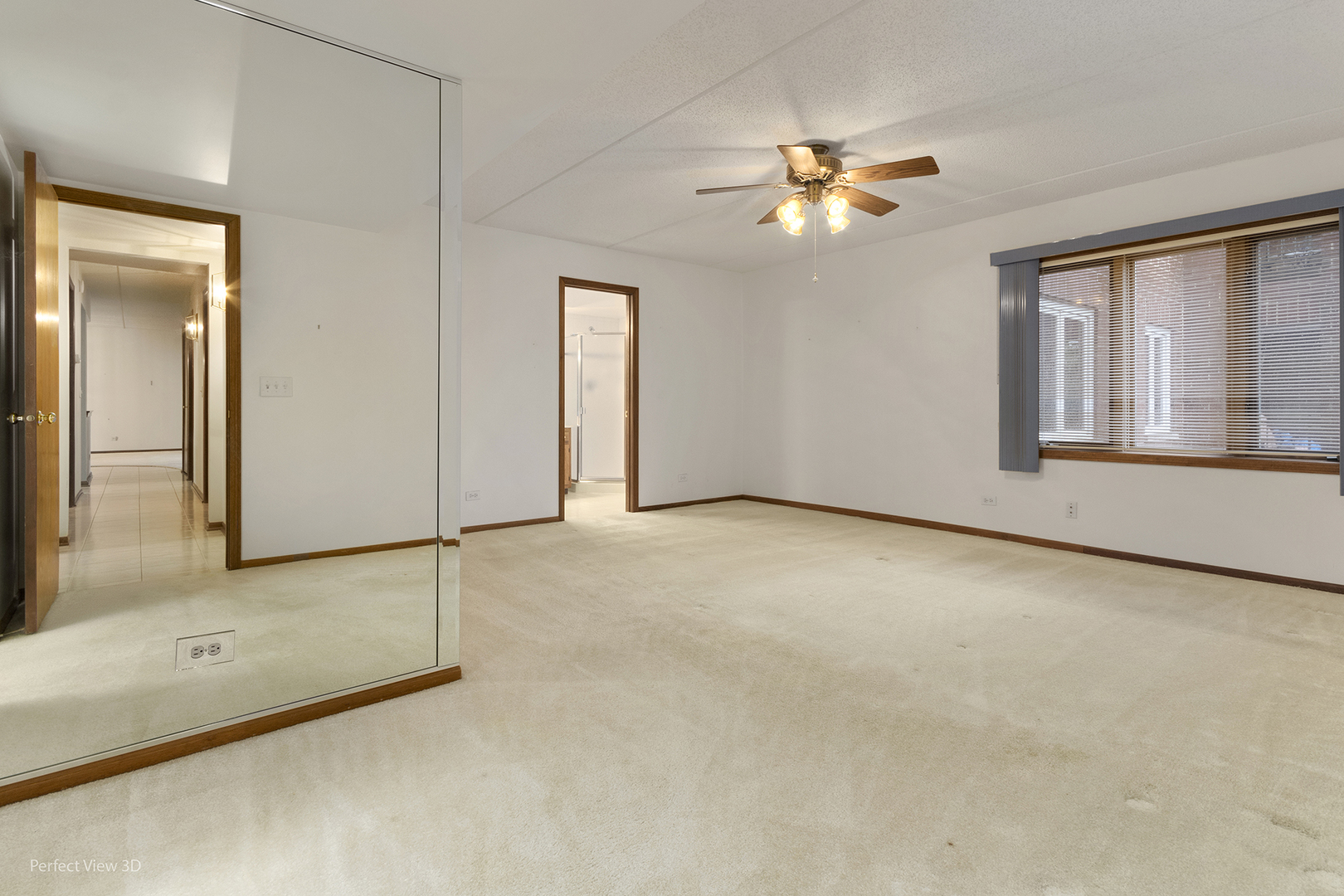 5225 North Riversedge Terrace, Unit 315 Chicago, IL 60630 - Photo 12 of 24 Gallery Image 12