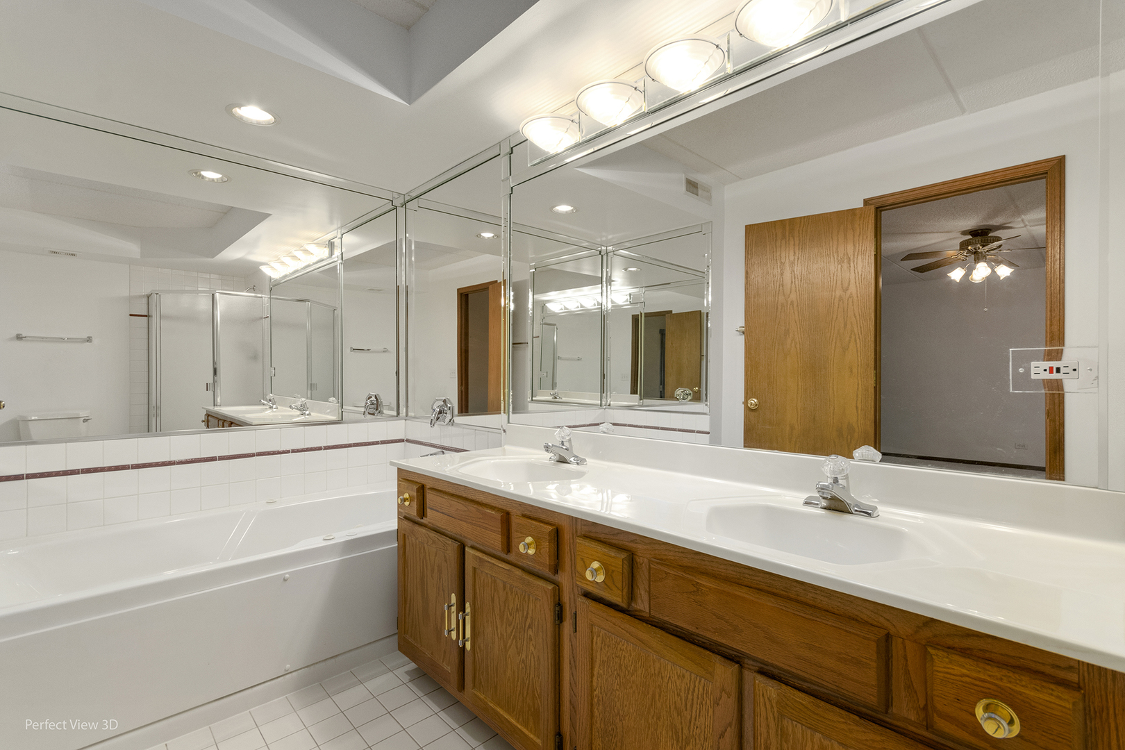 5225 North Riversedge Terrace, Unit 315 Chicago, IL 60630 - Photo 15 of 24 Gallery Image 15