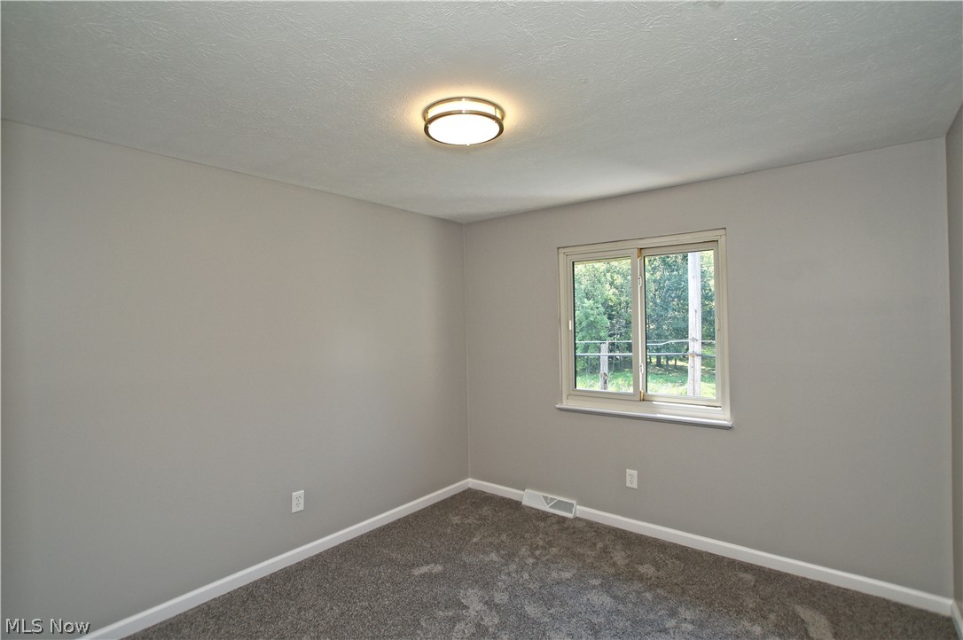 6468 State Road, Unit L9 Parma, OH 44134 - Photo 19 of 34
