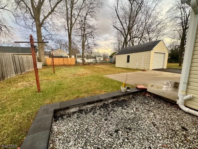 $3,000 | 39 Hillcrest Avenue, Edison, NJ 08817