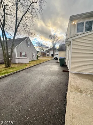 $3,000 | 39 Hillcrest Avenue, Edison, NJ 08817