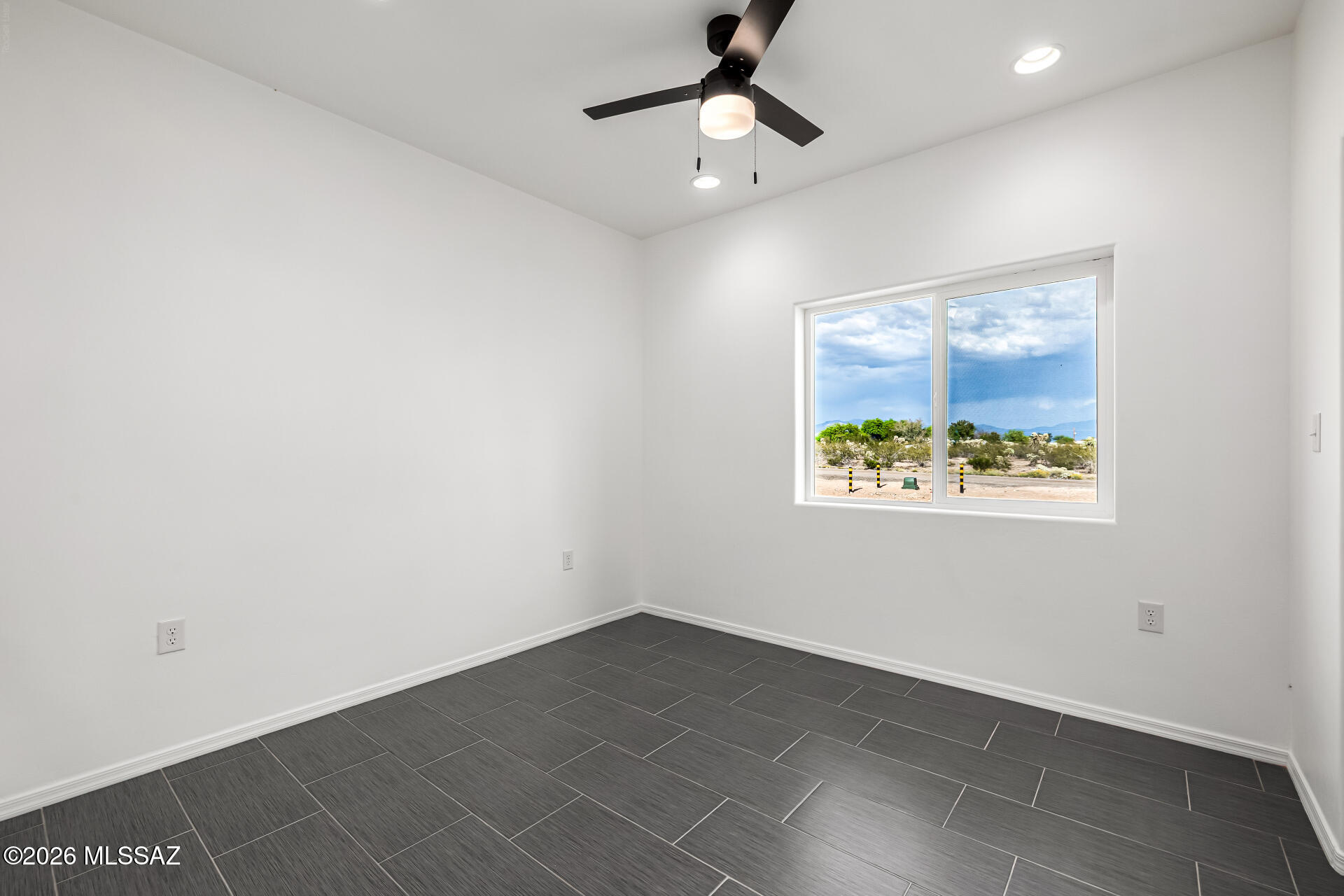 5738 East Hermans Road Tucson, AZ 85756 - Photo 23 of 50