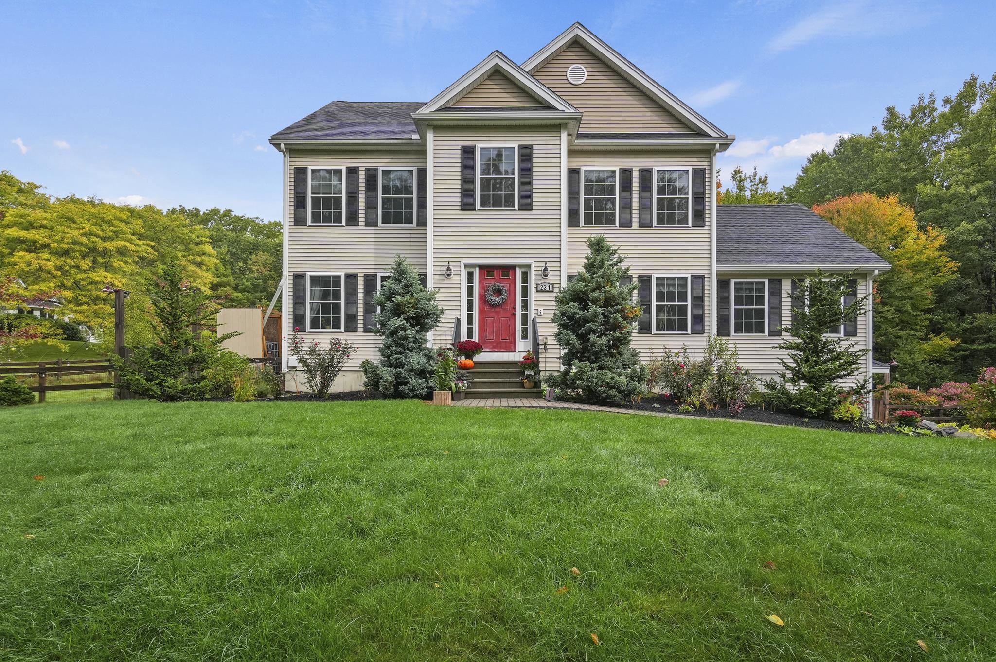 231 Long Hill Road Dover, NH 03820 - Photo 1 of 37