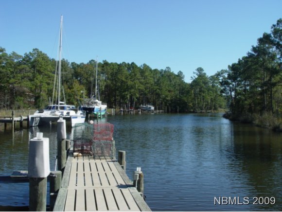 846 Fork Point Road Oriental, NC 28571 - Photo 1 of 1 Primary Photo