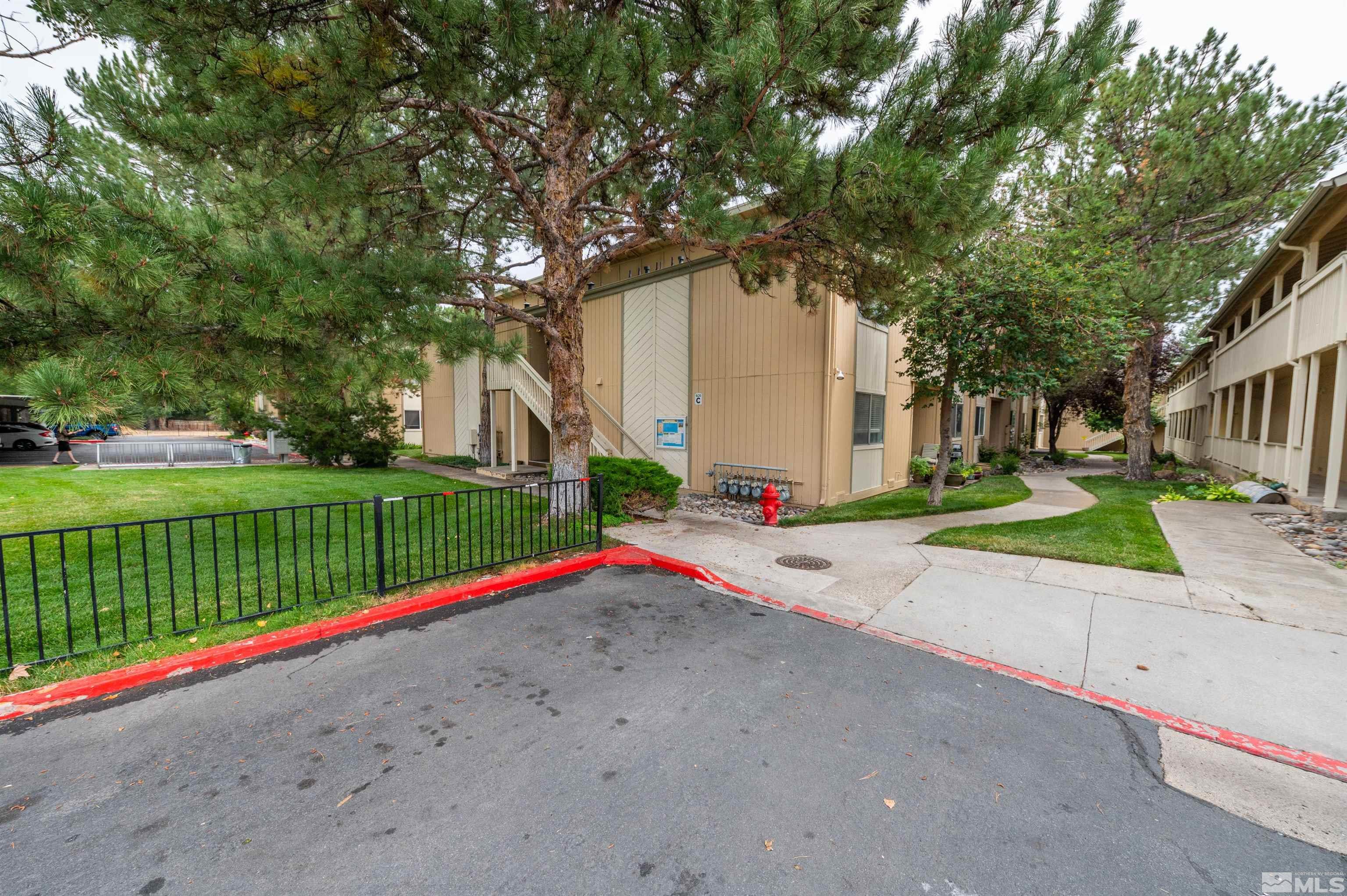 2300 Dickerson Road, Unit 44 Reno, NV 89503 - Photo 24 of 31 Photo 24