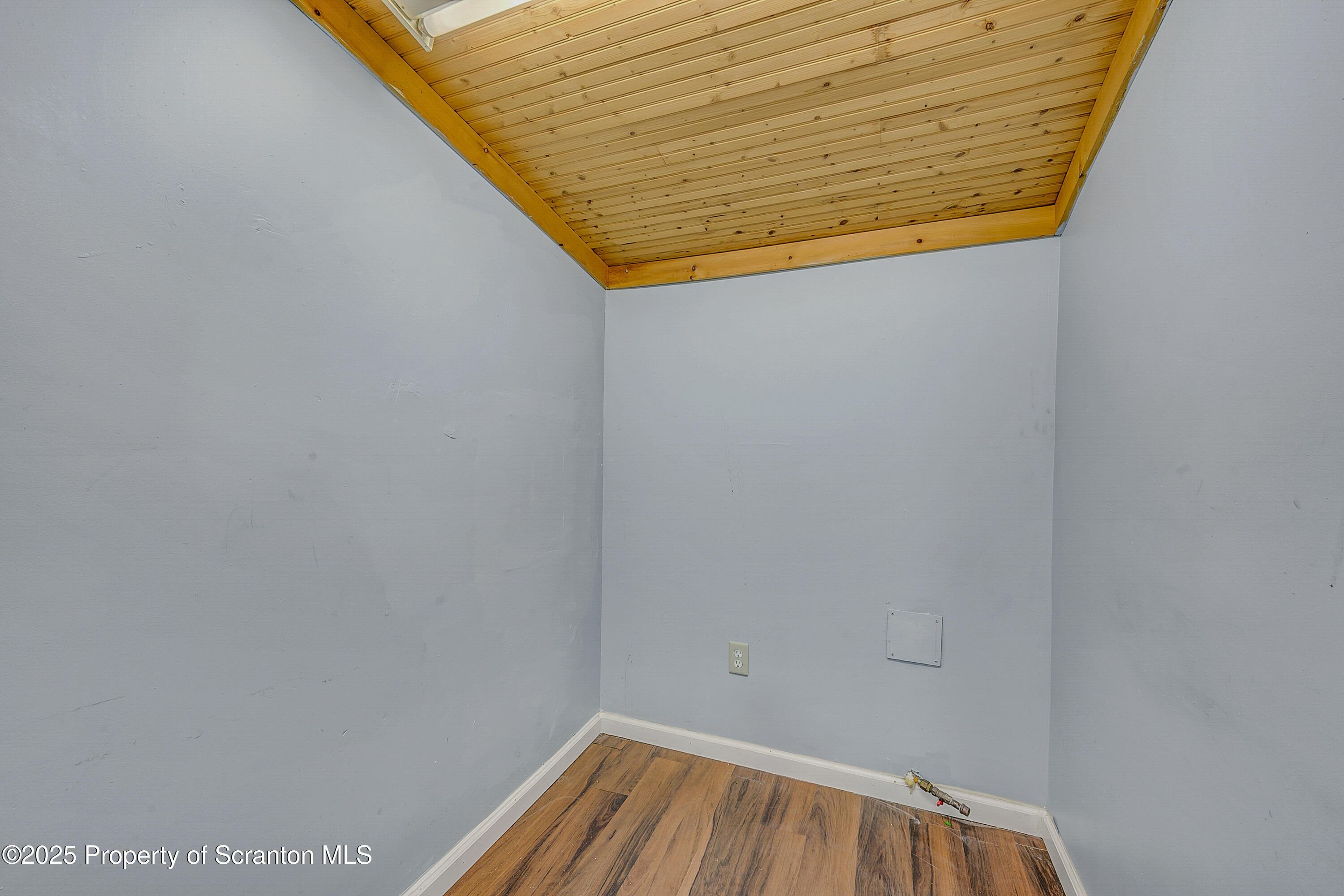 7 Plum Place, Unit 2 Scranton, PA 18509 - Photo 17 of 25 Plum -176