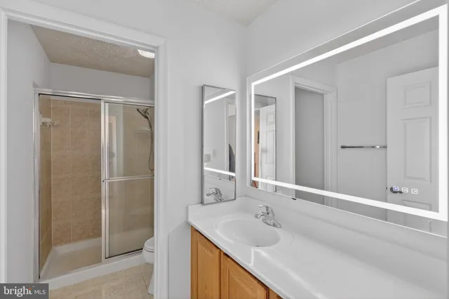 $900,000 | 7200 Beachway Court, Springfield, VA 22153