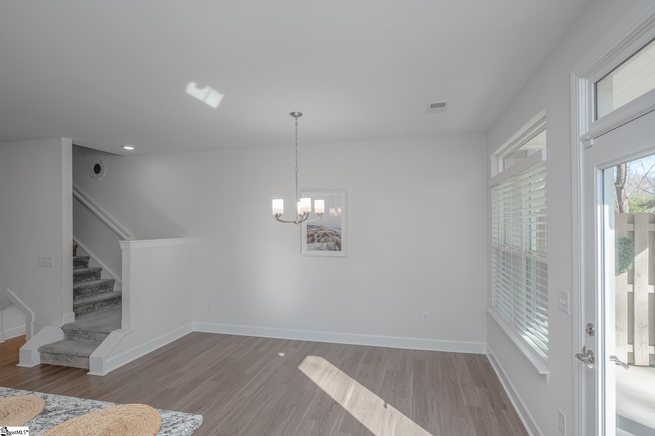 28 Jaycee Court Greenville, SC 29607 - Photo 10 of 33 Gallery Image 10