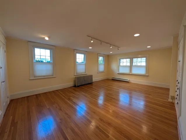 $3,495 | 119 Mill Road, Unit 1, Hampton, NH 03842