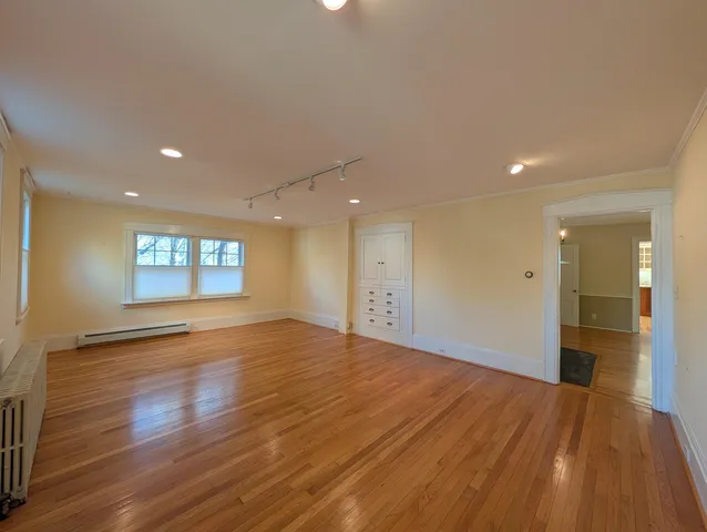 $3,495 | 119 Mill Road, Unit 1, Hampton, NH 03842