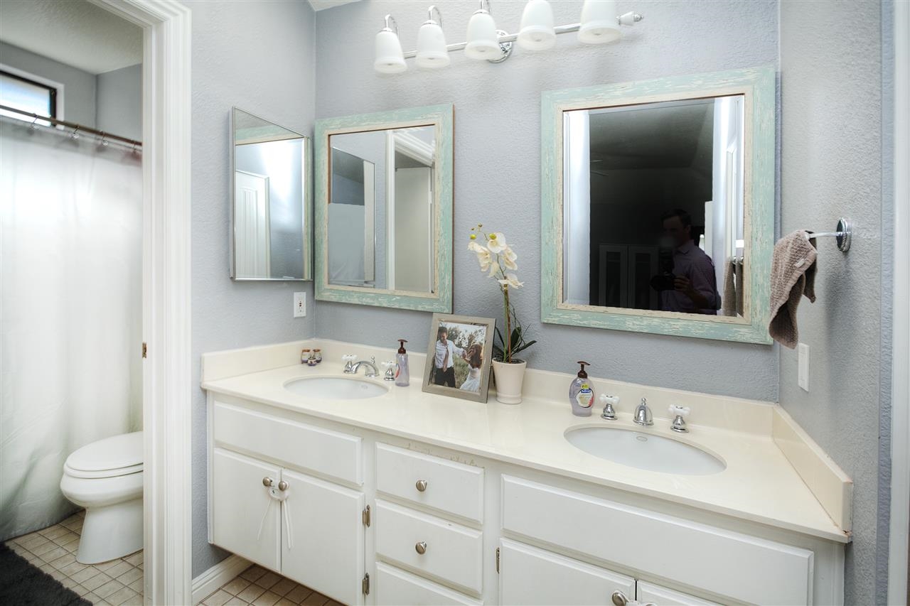 809 Bluewater Road Carlsbad, CA 92011 - Photo 21 of 25