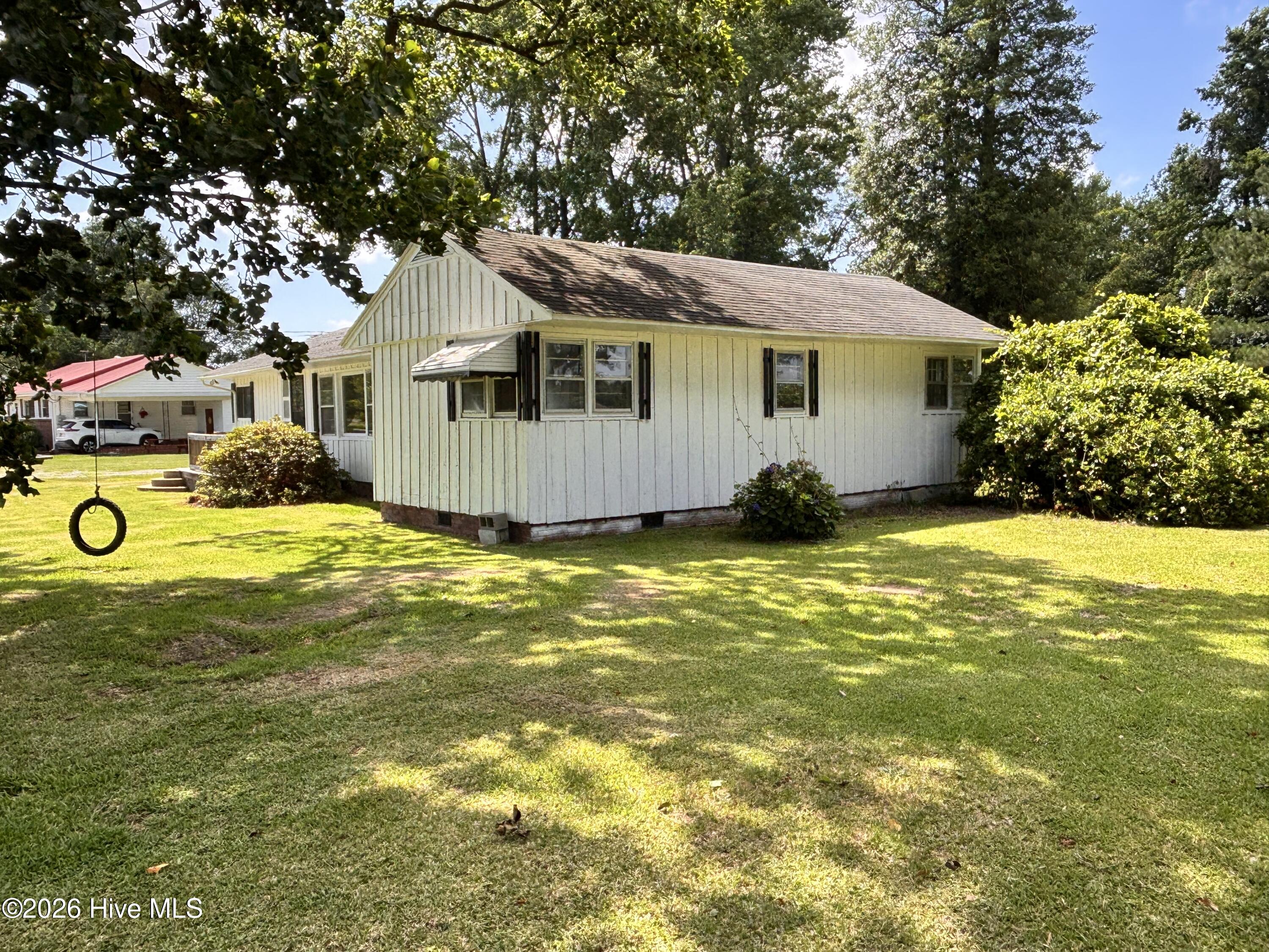735 Faison Highway Clinton, NC 28328 - Photo 3 of 24
