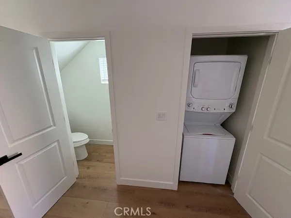 $3,275 | 758 West 20th Street, Unit B105, Costa Mesa, CA 92627