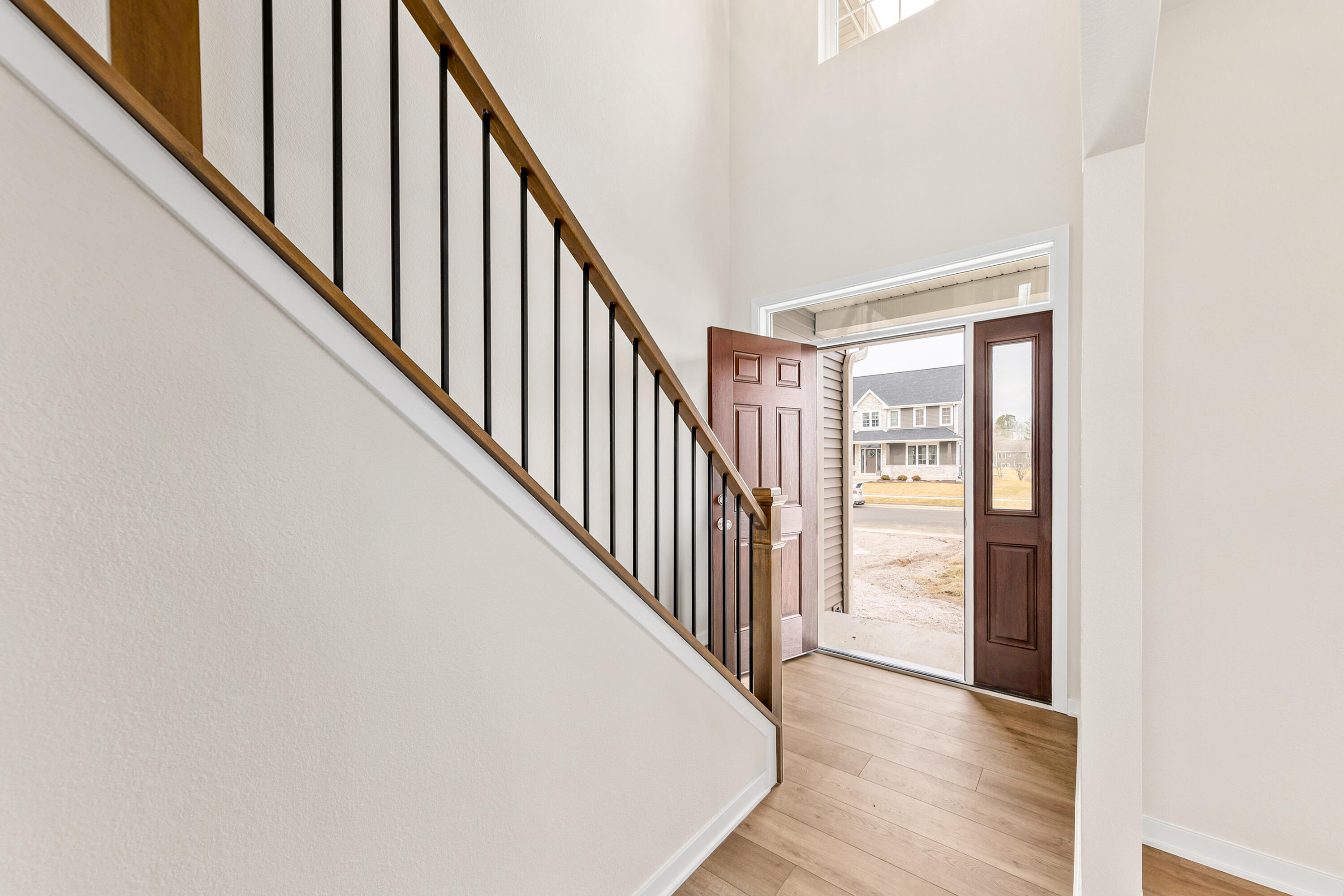 2264 Ravenswood Road Burlington, WI 53105 - Photo 6 of 43 2264 Ravenswood Rd-9