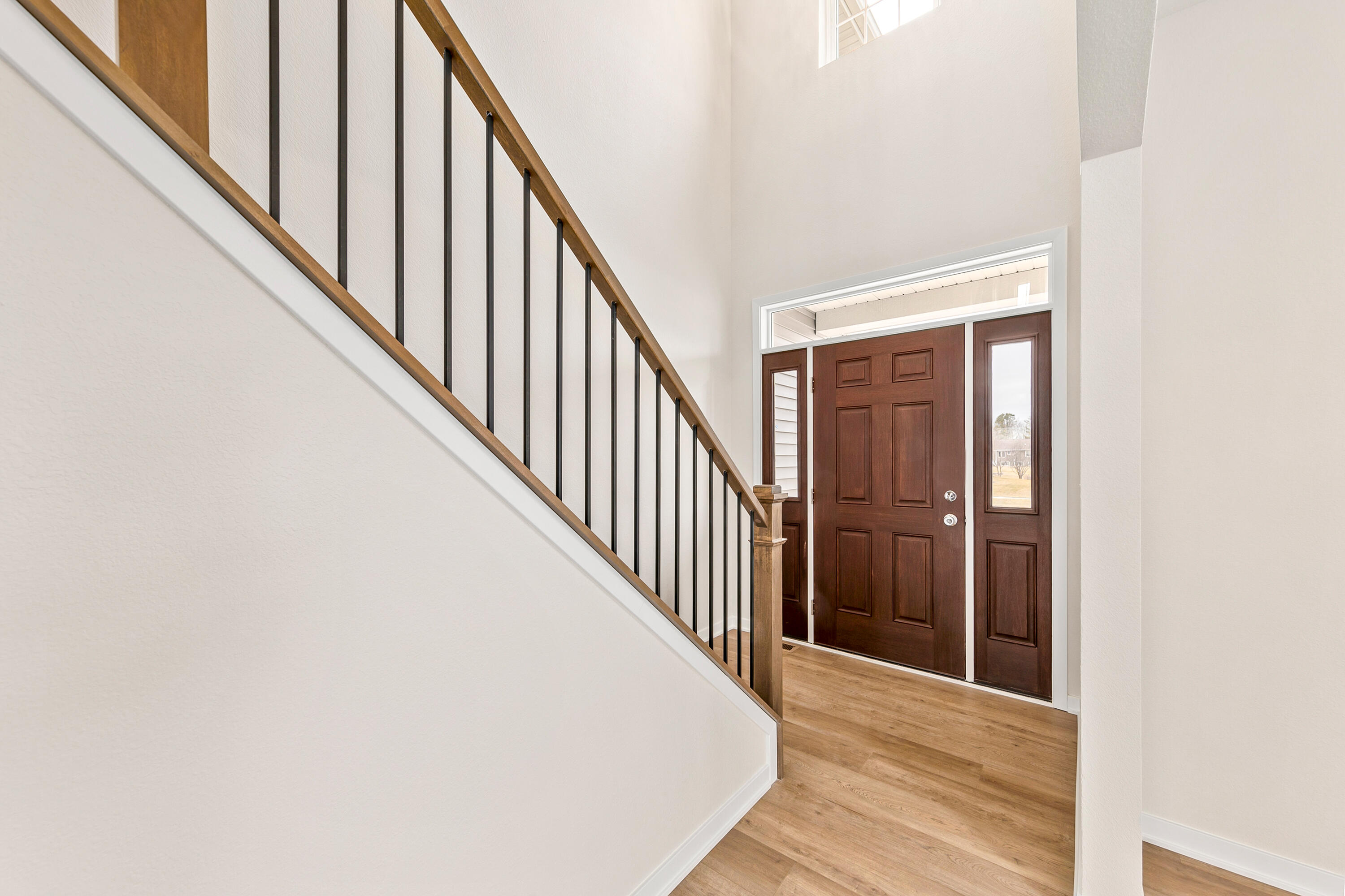 2264 Ravenswood Road Burlington, WI 53105 - Photo 7 of 43 2264 Ravenswood Rd-10