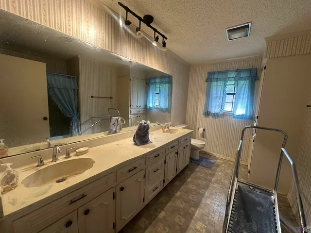 $250,000 | 8208 Beechwood Loop, Olla, LA 71465