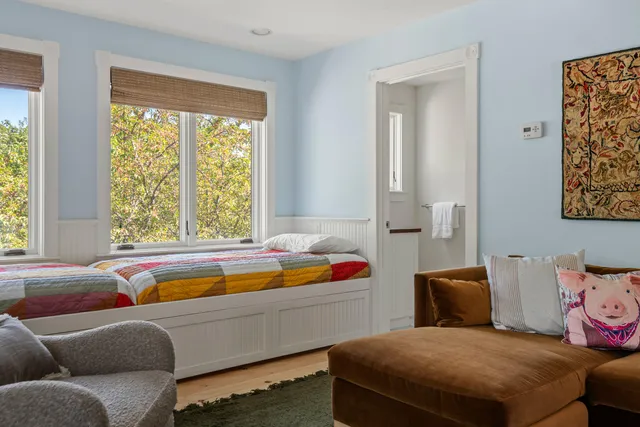 $2,995,000 | 16 Town Landing Road, Cumberland, ME 04110