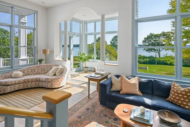 $2,995,000 | 16 Town Landing Road, Cumberland, ME 04110