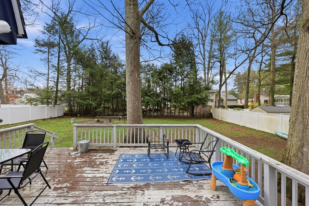 123 Peekskill Avenue Springfield, MA 01129 - Photo 31 of 38 Gallery Image 31