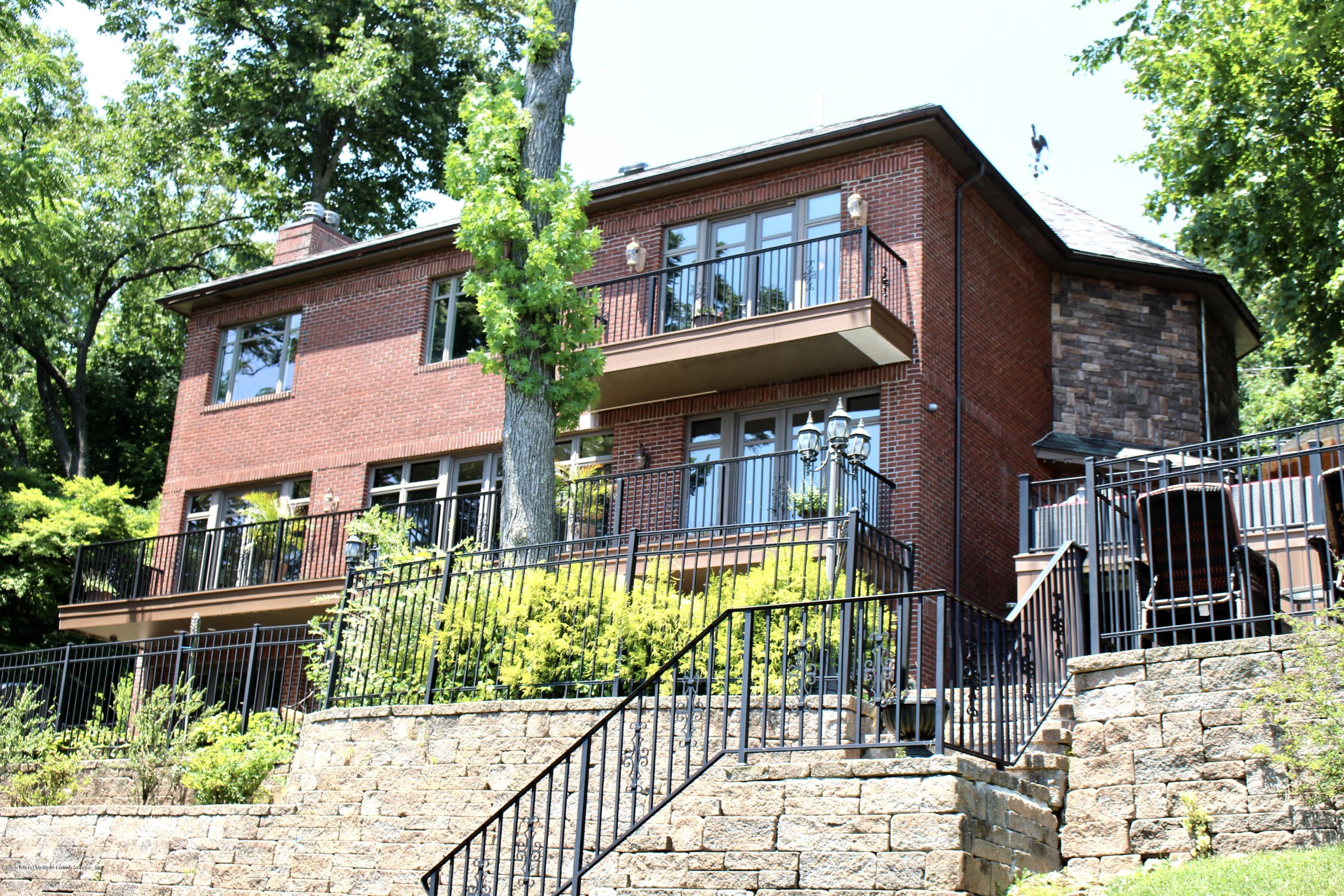 350 Douglas Road Staten Island, NY 10304 - Photo 8 of 121 fullsizeoutput_4572