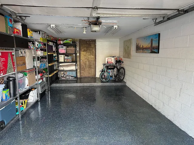 $285,000 | 320 Sheridan Drive, Unit 2C, Willowbrook, IL 60527