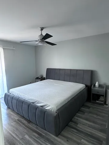 $285,000 | 320 Sheridan Drive, Unit 2C, Willowbrook, IL 60527