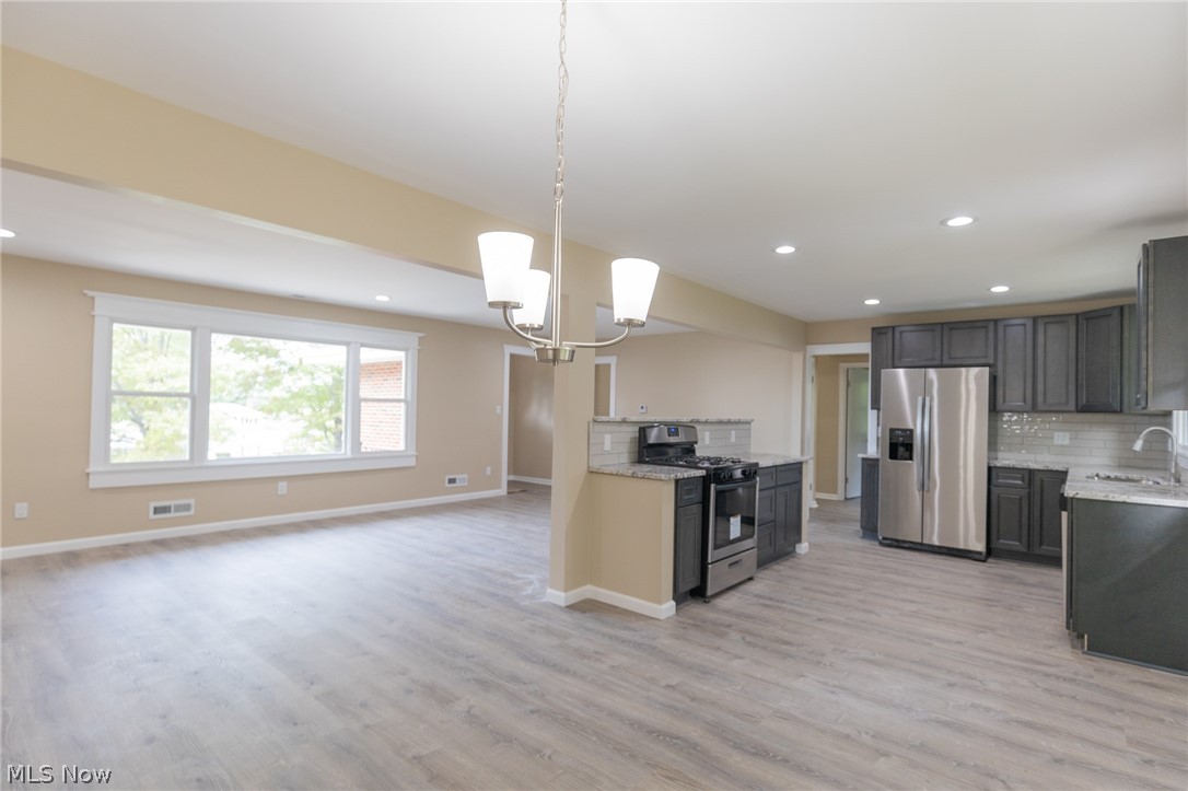 9603 West Pleasant Valley Road Parma, OH 44130 - Photo 6 of 35 Gallery Image 6