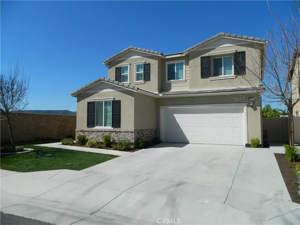 $3,400 | 24231 Buckeye Avenue, Murrieta, CA 92562