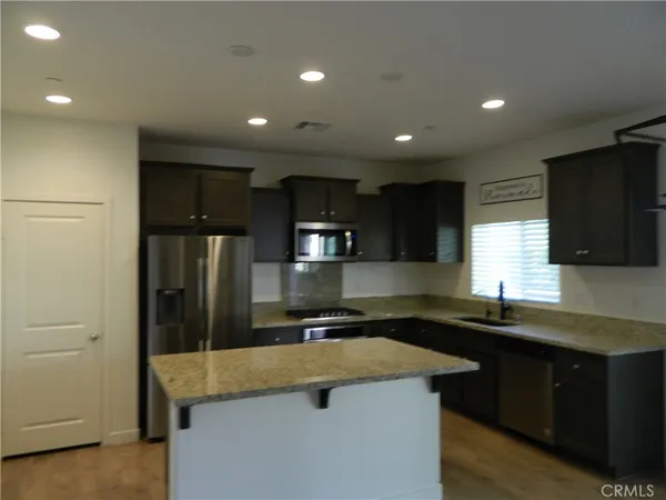 $3,400 | 24231 Buckeye Avenue, Murrieta, CA 92562