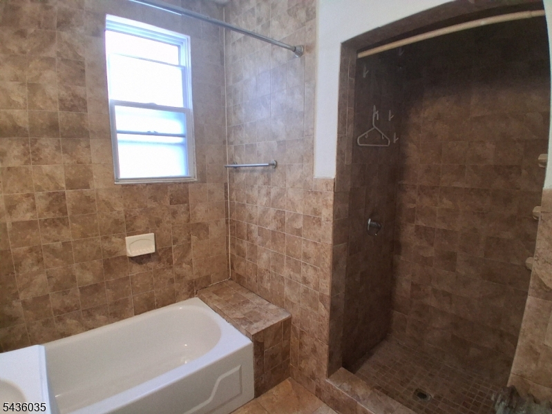 19 Bayview Avenue, Unit 2 Newark, NJ 07112 - Photo 17 of 20