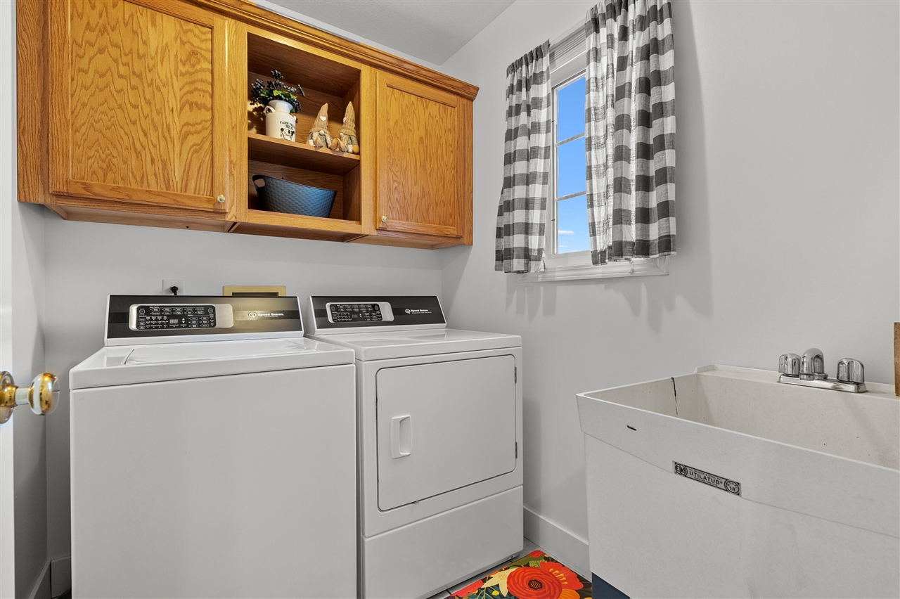 15974 Rustic Lane Vicksburg, MI 49097 - Photo 34 of 78 Gallery Image 34