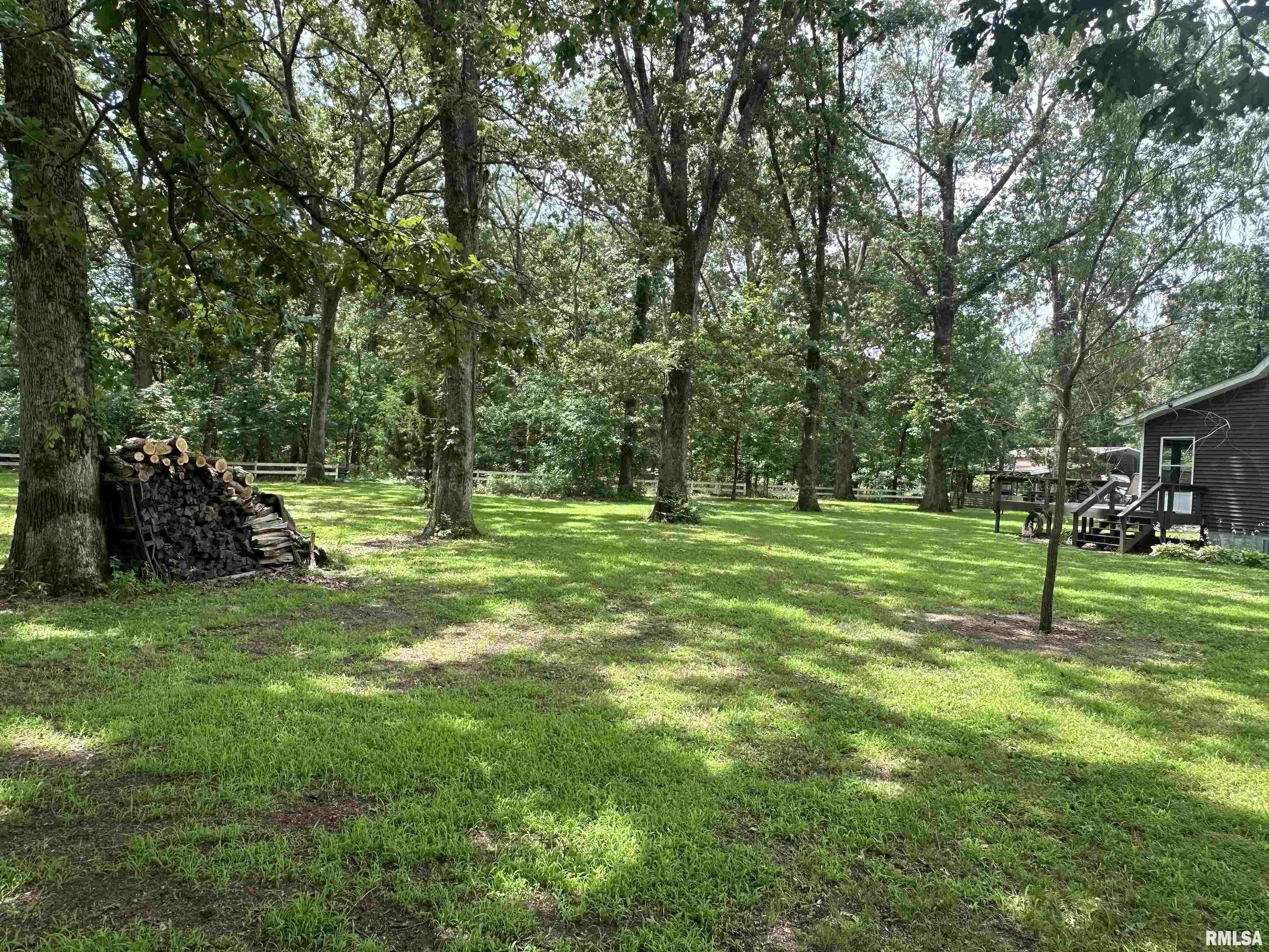 11382 Petroff Road Benton, IL 62812 - Photo 15 of 63 Gallery Image 15