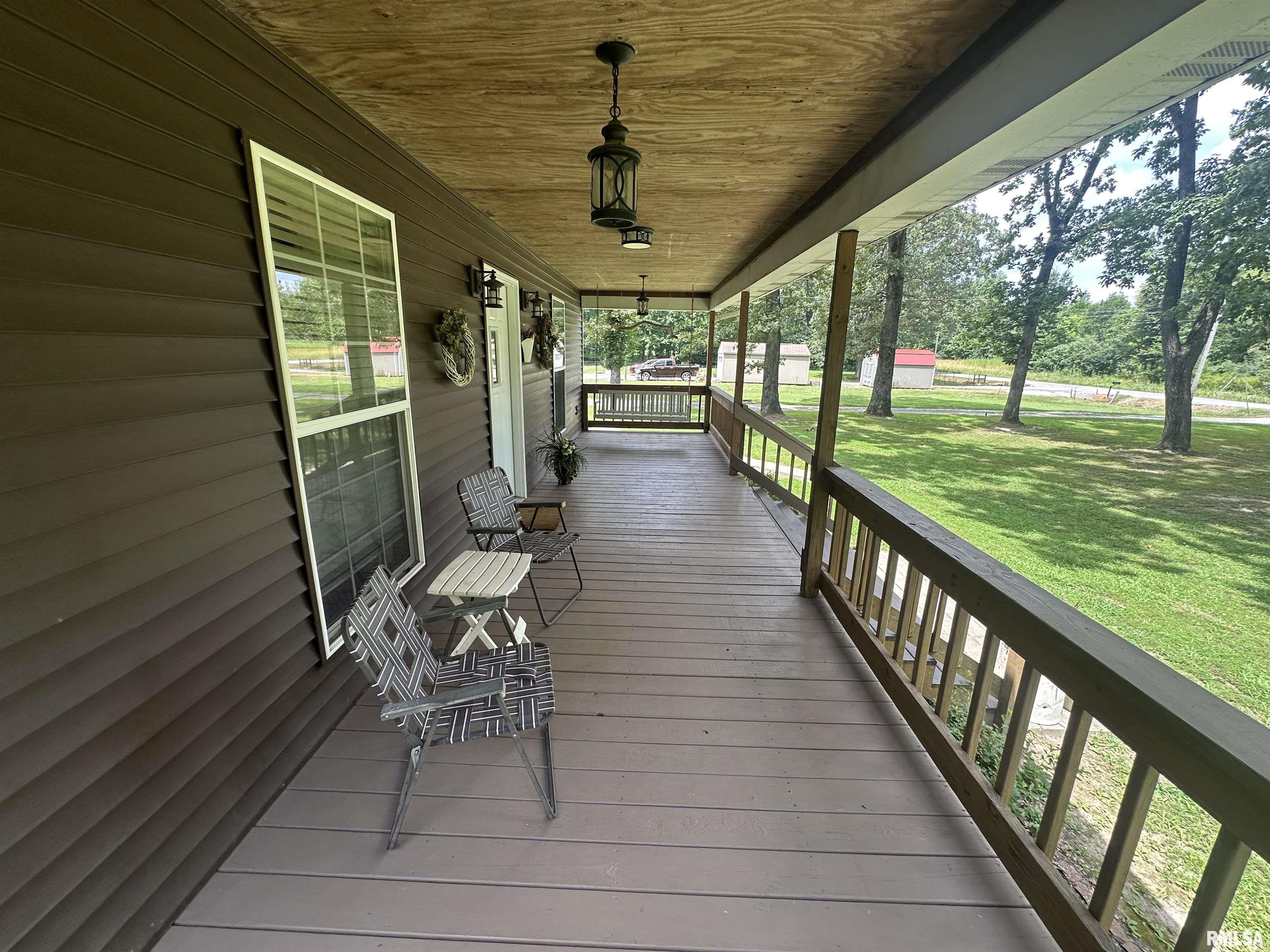 11382 Petroff Road Benton, IL 62812 - Photo 21 of 63 Gallery Image 21