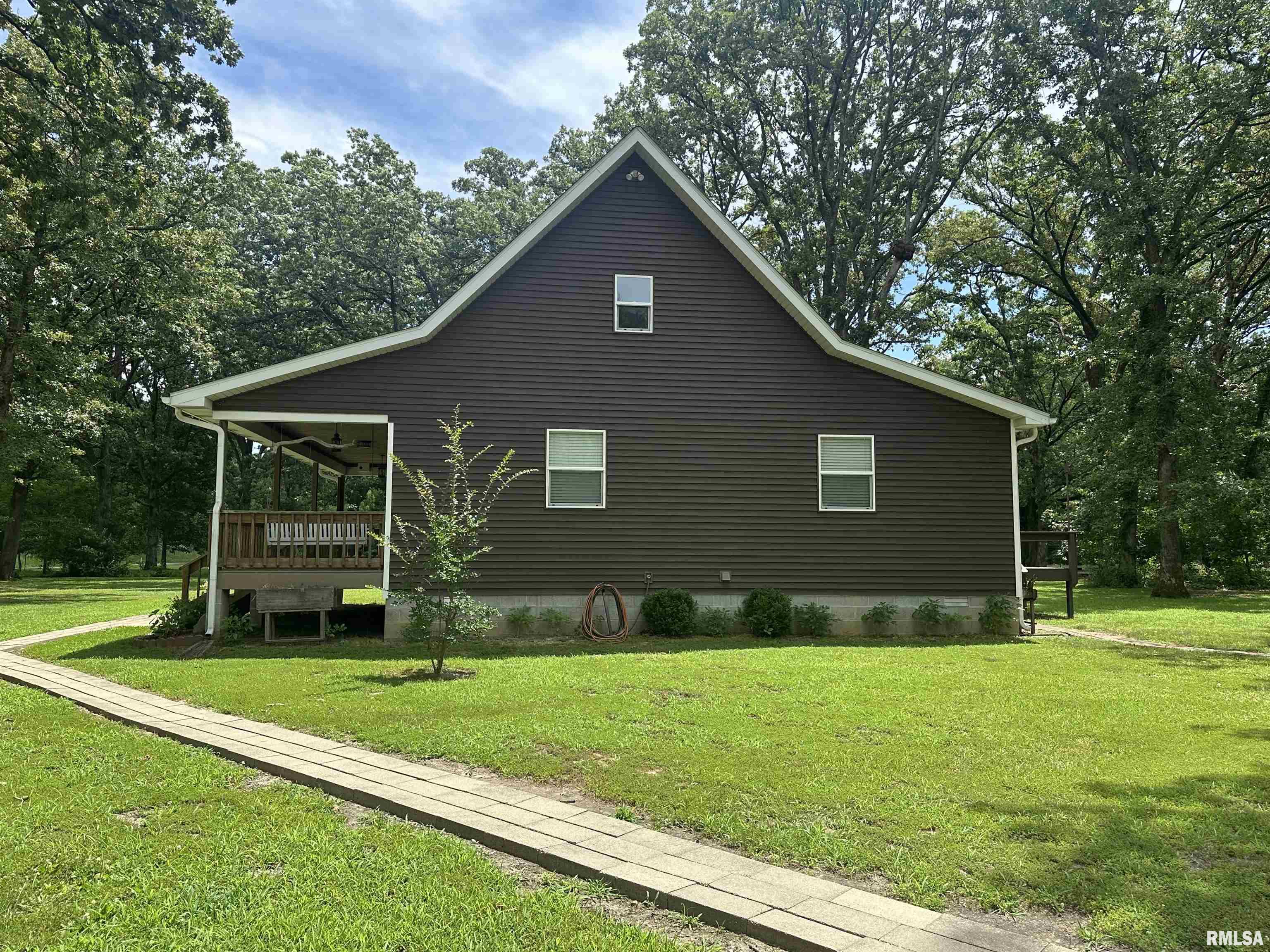 11382 Petroff Road Benton, IL 62812 - Photo 8 of 63 Gallery Image 8