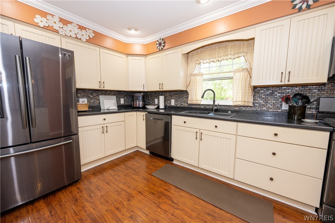 4663 Milestrip Road Hamburg, NY 14219 - Photo 11 of 42